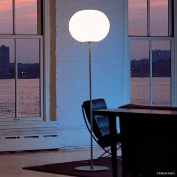 Lampička FLOS Glo-Ball Floor 3 stojací lampa, matná stříbrná - Výška stínidla 36 cm, Ø 45 cm bílá, stříbrošedá 1 x 205 W - Doprava zdarma