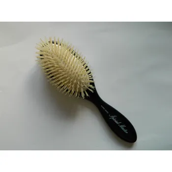 Péče o srst a drápky Oválný kartáč Spécial Master přírodní štětiny