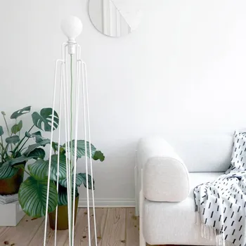 Lampička GRUPA Model M1 LED stojací lampa bílá kabel bílá - kabelu se zástrčkou 300 cm bílá, opálová, bílá 1 x 4 W LED - Doprava zdarma