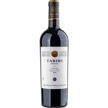 Víno Arménské červené víno Armenia Wine - Tariri - Areni, Merlot, Cabernet S. 2021 Arménské červené víno