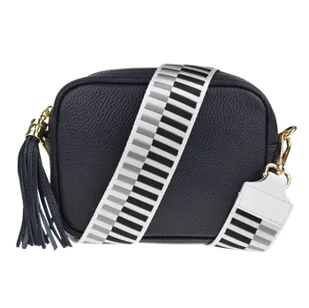 Kabelka NovaKabelka.cz Kožená italská crossbody kabelka Bala Blu Scura s přídavným popruhem III