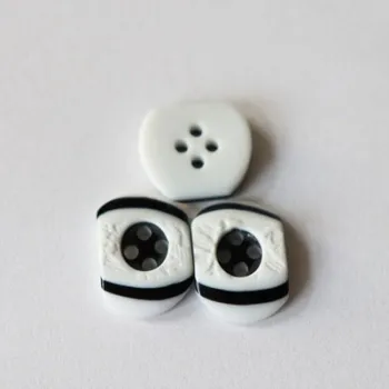 Knoflík Knoflík bíločerný 218/24 - Bíločerná, 15x12 mm