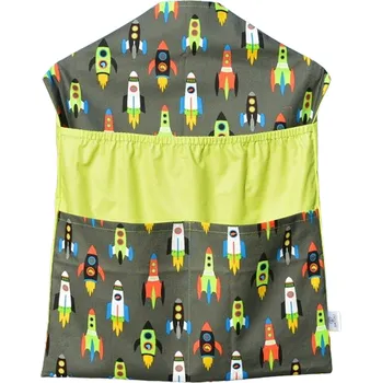 školní kapsář Šatoli.cz Kapsář do školky s gumou Rakety na tmavě zelené