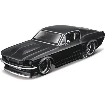 Plastikový model Maisto Ford Mustang GT 1967 1:24 černý