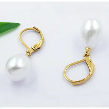 Náušnice Náušnice z chirurgické oceli s perličkou ve tvaru kapky 21035