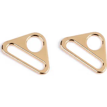 Trojúhelníkový kovový průvlek šíře 31 mm