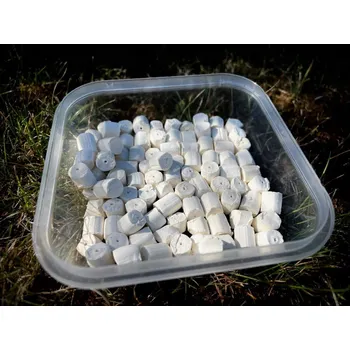 LK Baits Hook Pellets Česnek 40g, 8mm