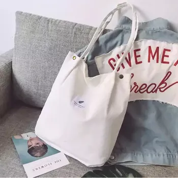 Kabelka Elegantní pevná nákupní kabelka - Bílý