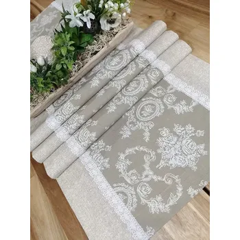 ubrus Běhoun - zámecké ornamenty na béžové