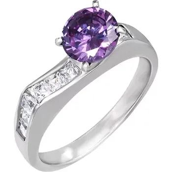 Prsten Prsten z oceli - výrazný fialový zirkon, čtvercové čiré zirkony - Velikost: 57