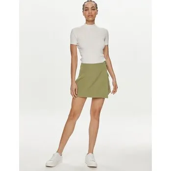 Oblečení a móda Calvin Klein Jeans T-Shirt J20J223169 Bílá Slim Fit XS