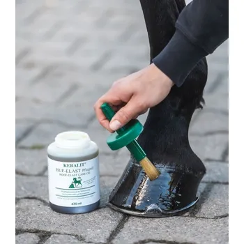 Kosmetika pro koně Ošetřující Olej KERALIT Hoof-Elast 475 ml