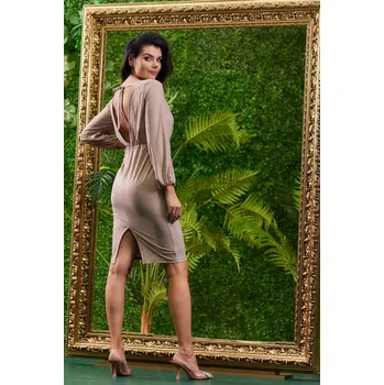 Dámské šaty Elegantní šaty s odhalenými zády se zavazováním A551 Barva: Béžová, Velikost: XL