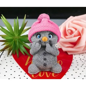 Silikonová forma - Sněhuláček s čepičkou 46 x 55 x 68 mm