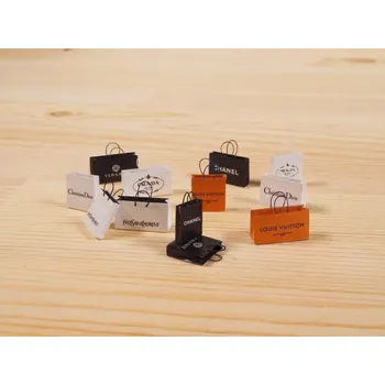 Plastikový model Matho Models 1/35 Shopping Bags - fashion brands