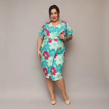 Dámské šaty Zeleno-fuchsijové přeložené obálkové dámské květované šaty v délce ke kolenům (742), odstíny zelené XXL (44) i392_24045-48