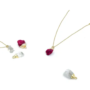 Náhrdelník Pozlacený náhrdelník se surovým Rubínem Délka řetízku: 46cm, Typ řetízku: Satellite (s kuličkami)