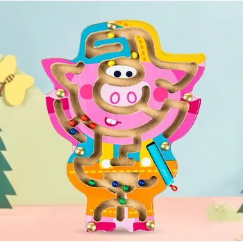 Dřevěná hračka Dřevěné magnetické bludiště prasátko