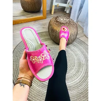 Dámské pantofle Dámské kožené pantofle model 90 - růžové s výšivkou, VELIKOST 36