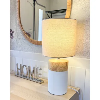 Lampička Stolní lampa bílá světlé dřevo keramická základna 43 cm béžové látkové stínidlo klasická noční lampa obývací pokoj ložnice Beliani