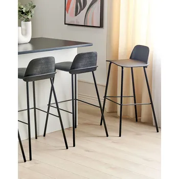 Barová židle Sada 4 barových stoliček černý plastový sedák kovové nohy 90 cm syntetické na pult kuchyňské stoličky moderní styl Beliani