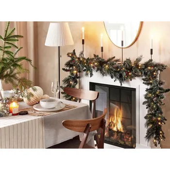 Vánoční dekorace Vánoční girlanda zelená syntetický materiál 270 cm LED světle umělá matné šišky bobule nastavitelné větvičky Beliani