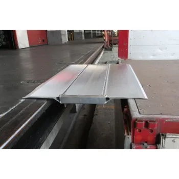 Nakládací rampa pro vozidlo Metalmec Přenosná přechodová rampa, 877x1250 mm, 2510 kg