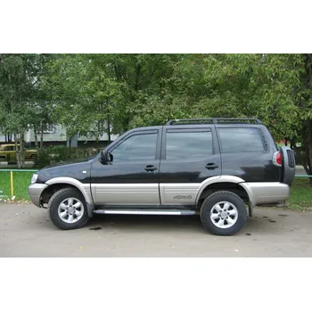 Nosič kol Příčníky Aurilis Trax pro Nissan Terrano 2 1993-2006 s podélníky