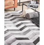 Koberec šedý pravá kůže 140 x 200 cm krátný vlas geometrický vzor patchwork moderní ručně vyrobený obdélníkový Beliani