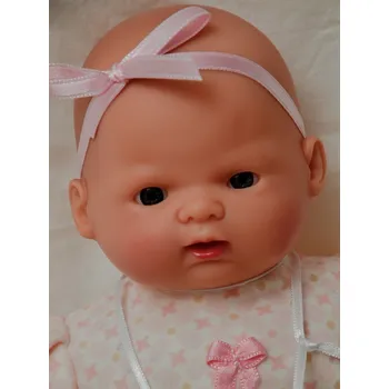 Panenka Realistické miminko - holčička - Viktorie v růžových šatech od španělské firmy Marina & Pau (Suenecitos - 26 cm - balené v sáčku)