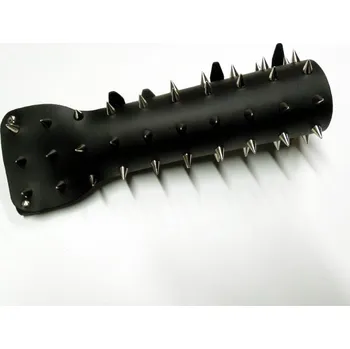 Náramek Kožený náramek stahovák s hroty STX-WB10B Velikost: UNI