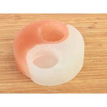 Selenit svícen jin jang dvoubarevný 35mm