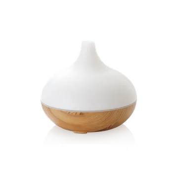 Aroma difuzér Caretrade Aroma difuzér - kombinace bílého a světlého dřeva