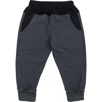 grafitové tepláčky ze silnější bavlny