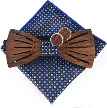 Motýlek Dřevěný motýlek - Elegantní s průřezy