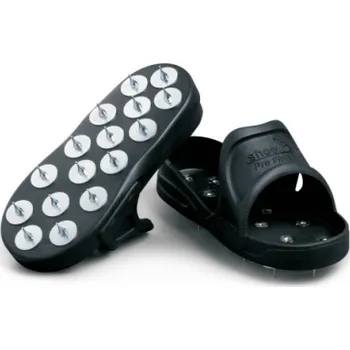 Nazouvací boty s hřeby