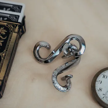 Hlavolam S & S hlavolam - odděl od sebe dvě písmena S