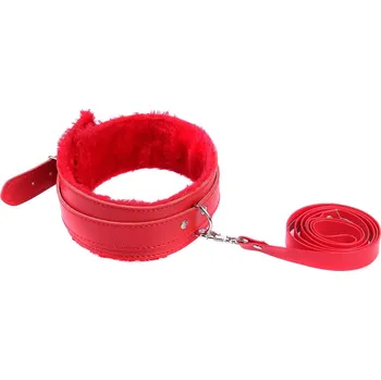 Červený obojek s kožešinkou