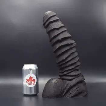 Dildo Topped Toys Mordax 115 Obsidian, prémiové silikonové dildo 36,5 x 9,4 cm