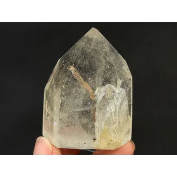 Přírodní kámen Křišťál s inkluzemi broušená špice 74g