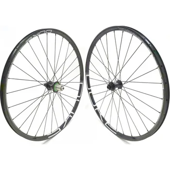 Zapletené kolo DUKE by BikePart 1614g Zapletená kola DUKE Road Runner Disc, náboje Hope RS4 centerlock, Sapim CX Ray Typ ořechu: HG Shimano/SRAM