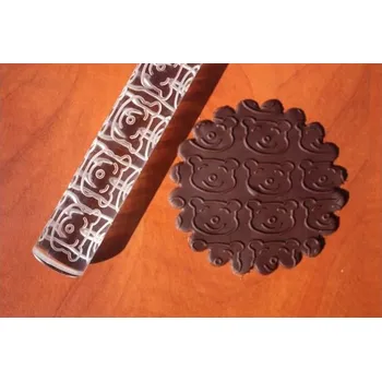 Jedlá dekorace na dort Caketools Strukturální váleček na marcipán - medvídek Pú