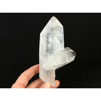 Přírodní kámen Křišťálové krystaly z Brazílie 283g