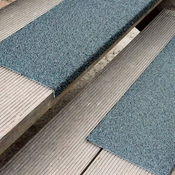 Jednací stůl Protiskluzový nášlapný profil GFK, extra silný, černý, Š 800 mm