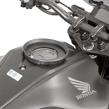 Motodoplněk BF41 objímka pro úchyt tankruksaku GIVI "TANKLOCK" na víčko nádrže Honda CB 125 R/300 R (18-24)