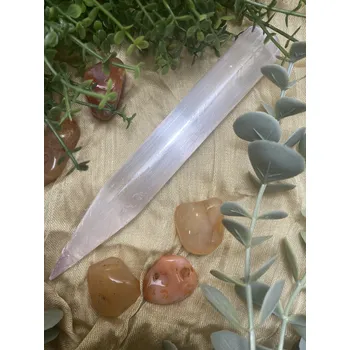 Masáž Masážní tyčka selenit se špicí