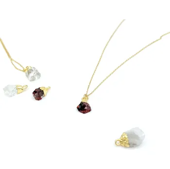 Náhrdelník Pozlacený náhrdelník se surovým Granátem Délka řetízku: 41cm, Typ řetízku: Cable ( jednoduchý )