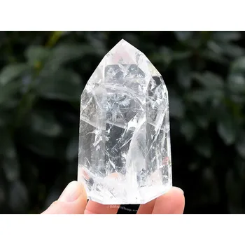 Přírodní kámen Křišťál broušená špice 245g