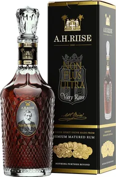 rum A. H. Riise Non Plus Ultra Very Rare 42 %