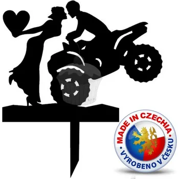 Jedlá dekorace na dort VypálímTi.cz Zápich do dortu - Svatební čtyřkolka